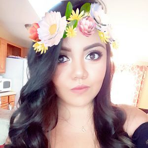 Meet your Posher, Daniela